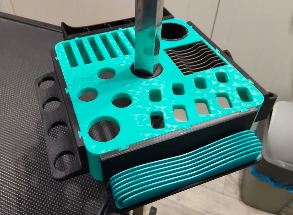 Obrotowy organizer groomera – modułowy